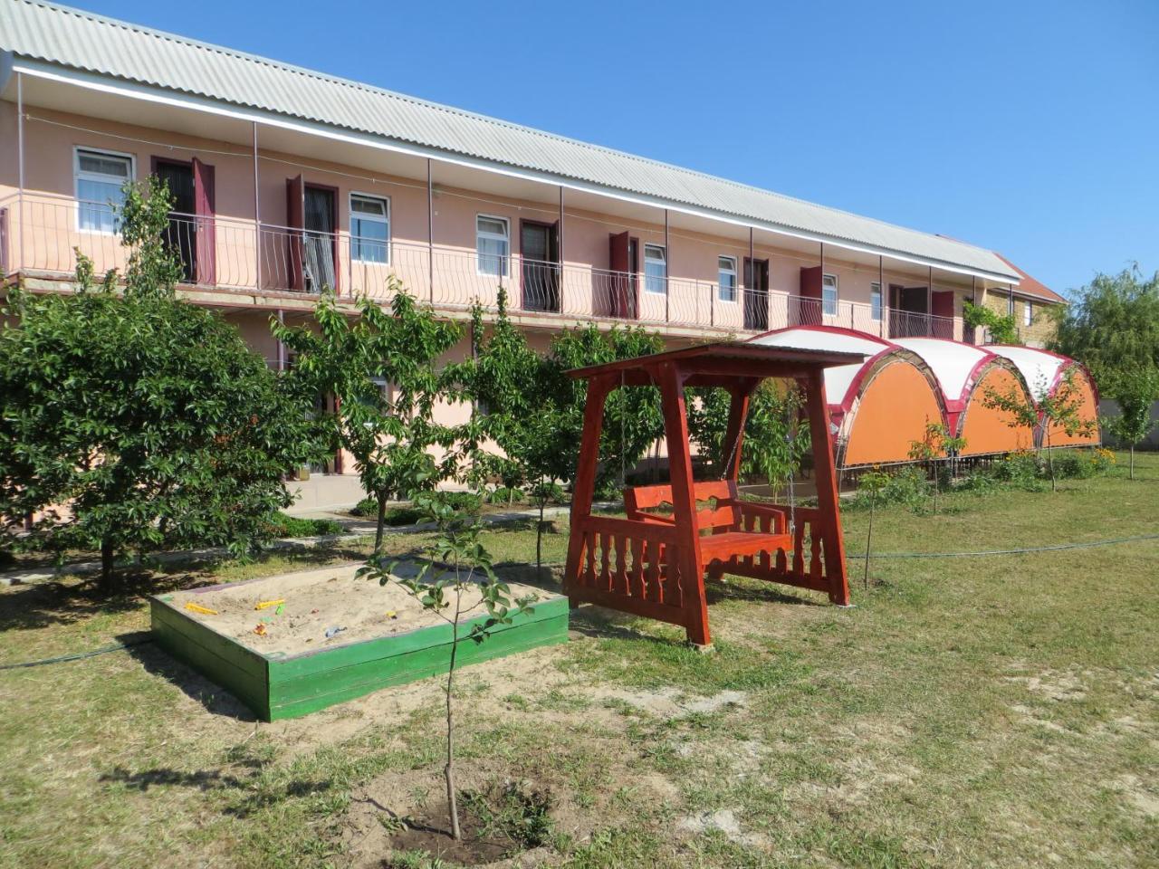 Monte Karlo Hotel Żeleznyj Port Zewnętrze zdjęcie